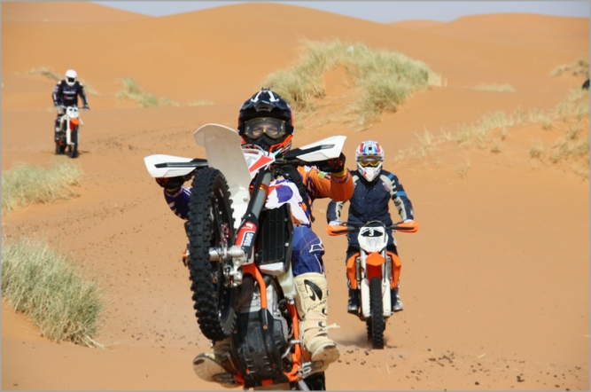 Merzouga Desert Dunes Moto Biking Day Trip - Moto Merzouga